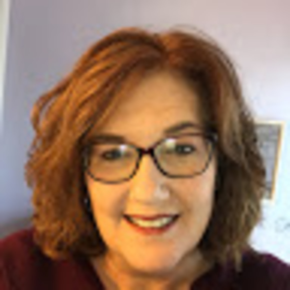 Meet your Posher, Lisa - Picture 1 of 1